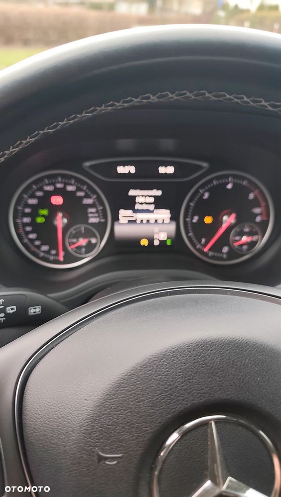 Mercedes-Benz Klasa B 200 d 7G-DCT UrbanStyle Edition - 10