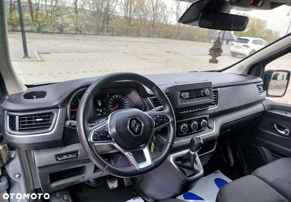 Renault Trafic - 14