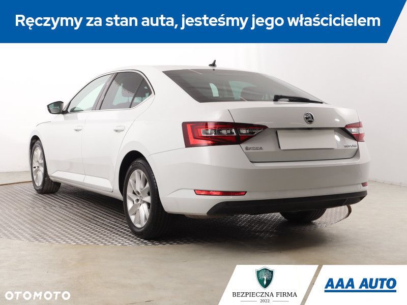 Skoda Superb - 5