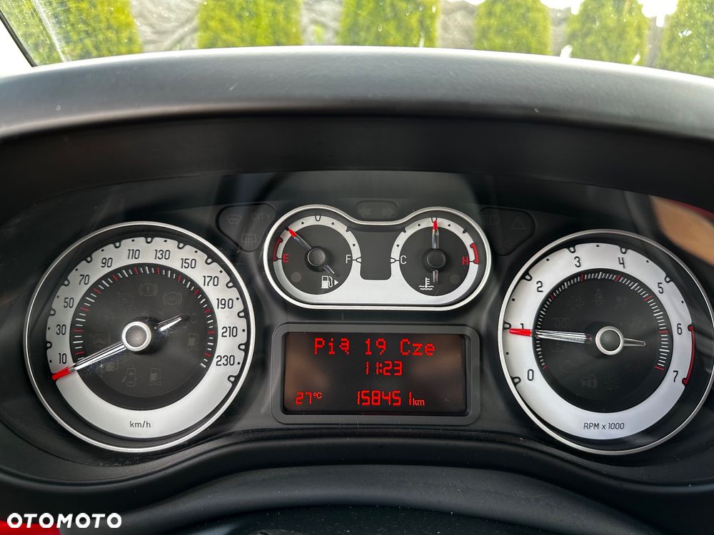 Fiat 500L Living 1.4 T-Jet 16V Pop-Star - 20