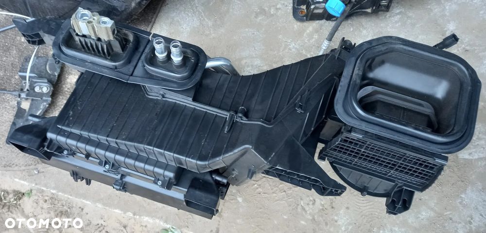Nagrzewnica Pod Klimatyzacje Mercedes Sprinter 907 / 910 - 1