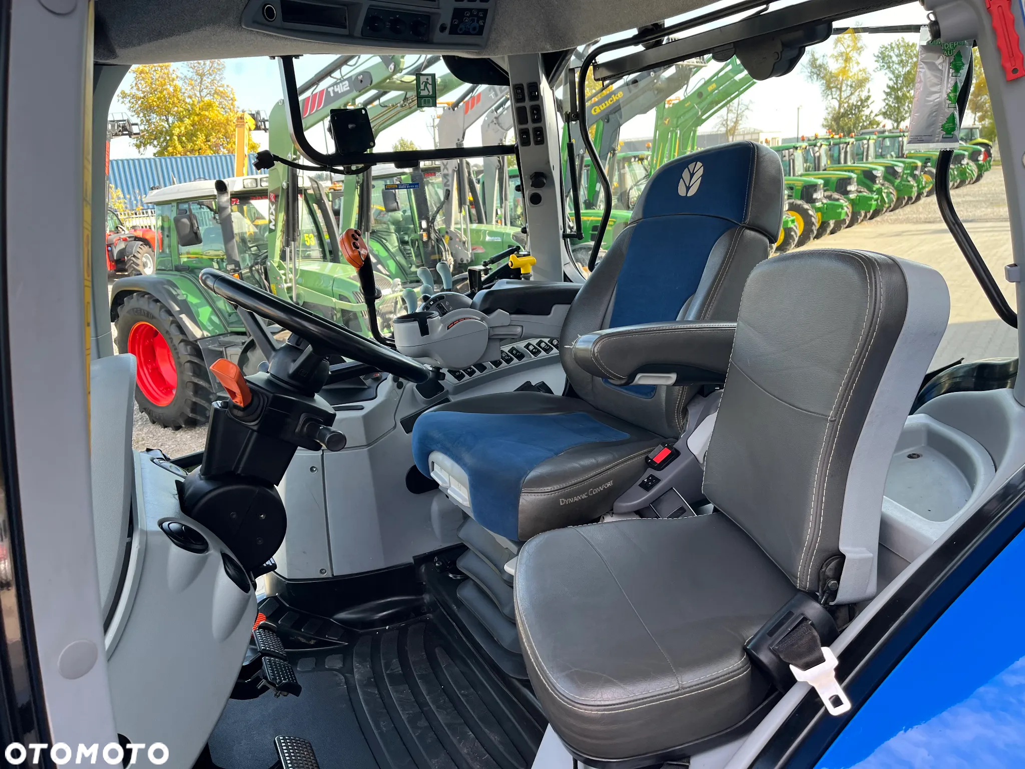 New Holland T7.260 Power Command - 17