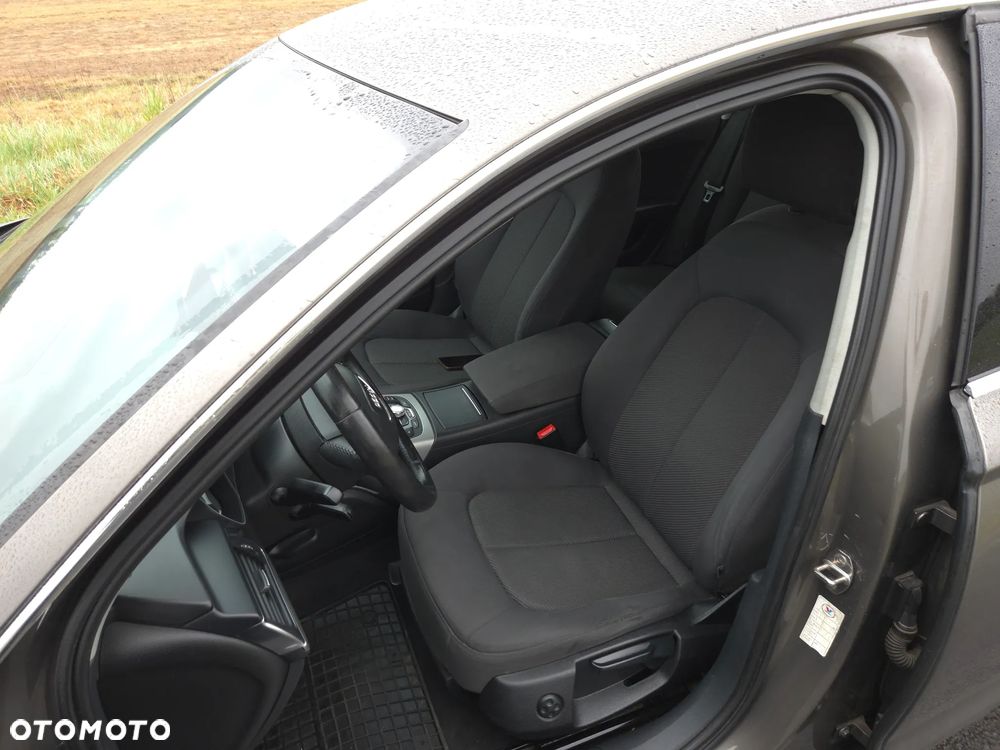 Audi A6 Limousine 2.0 TDI DPF sport selection - 12