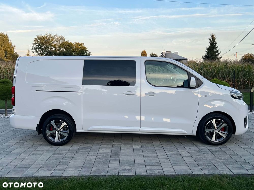Toyota ProAce 2,0-l-D-4D (5-Si.) Autm Verso compact Team Deutschland - 9