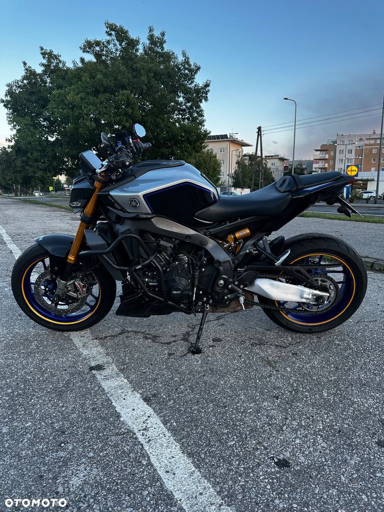 Yamaha MT - 6