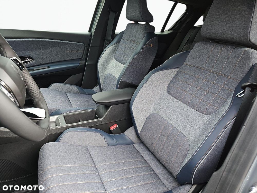 Renault 4 E-Tech 52kWh Comfort Range Techno - 12