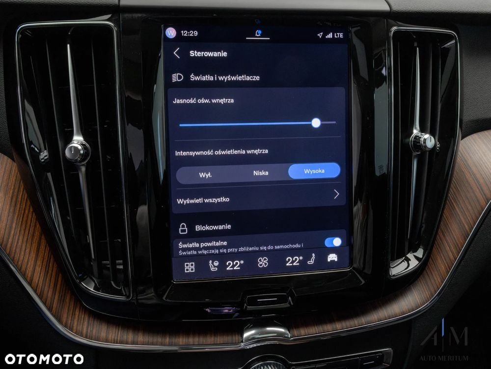 Volvo XC 60 B4 D AWD Ultimate Dark - 32