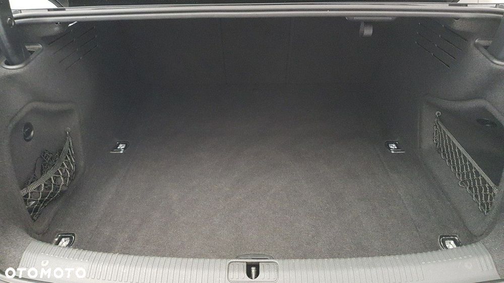 Audi A4 Allroad - 22