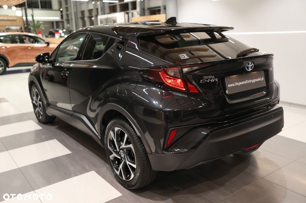 Toyota C-HR - 4