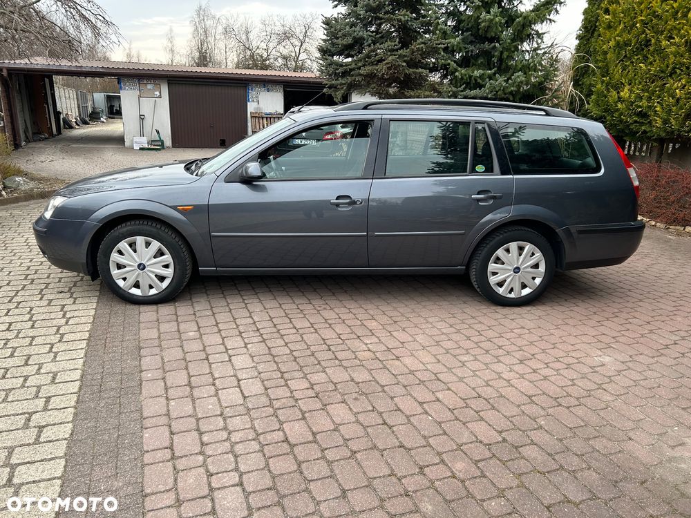 Ford Mondeo 2.0 Trend - 30