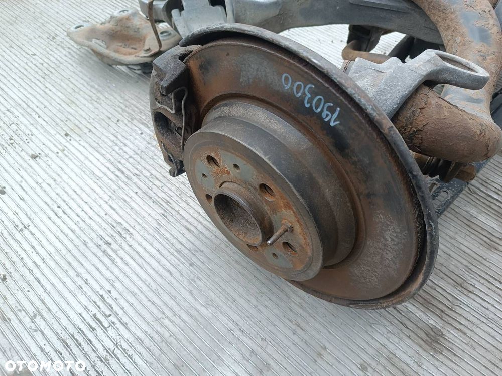 BELKA OŚ ZAWIESZENIA TYŁ VOOLVO V70 II - 5