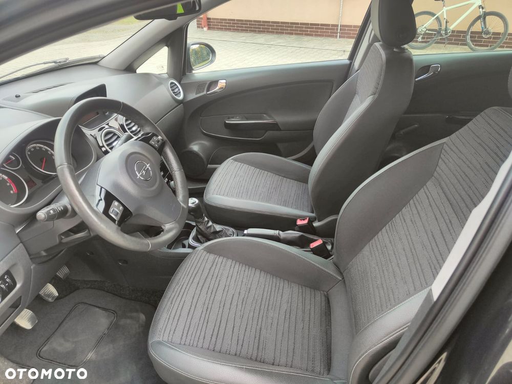 Opel Corsa 1.4 16V Energy - 15