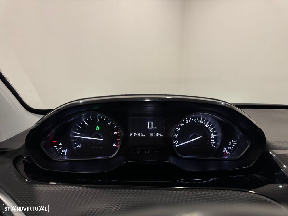 Peugeot 2008 1.6 BlueHDi Style - 39