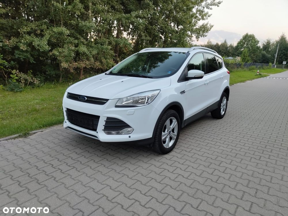 Ford Kuga 1.5 EcoBoost 2x4 Individual - 12