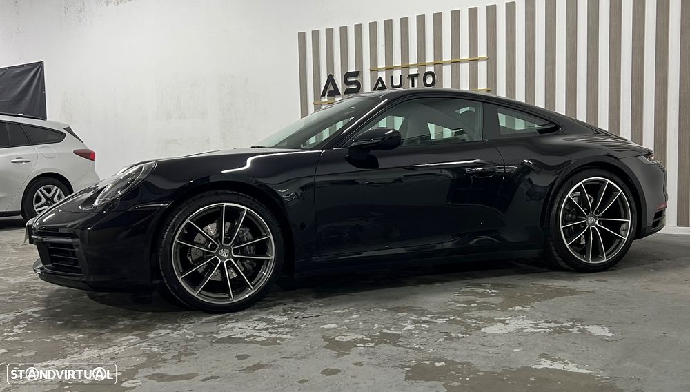 Porsche 911 Série F - 10