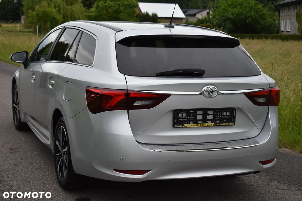 Toyota Avensis - 7