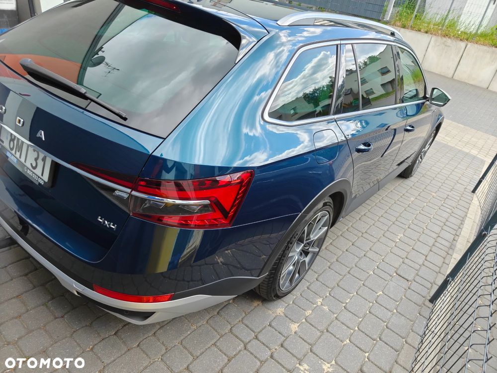 Skoda Superb 2.0 TDI SCR 4x4 Scout DSG - 5