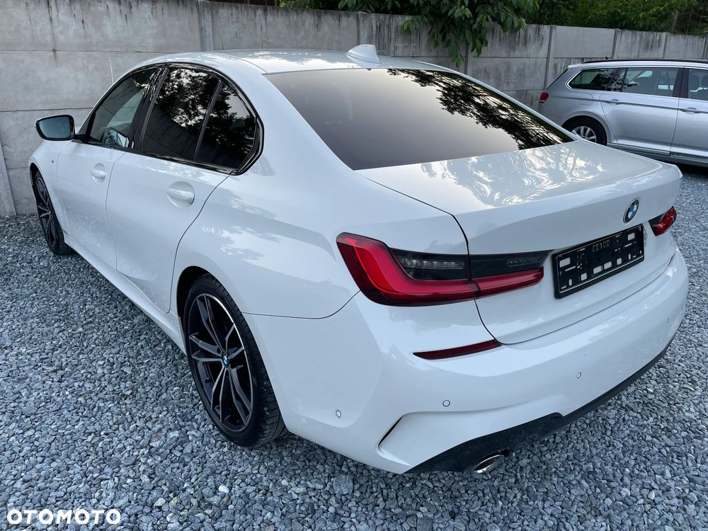 BMW Seria 3 320d Edition M Sport Shadow - 5
