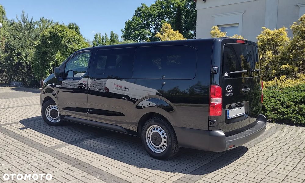 Toyota ProAce Kombi 2.0 D-4D Long 2,8t - 2