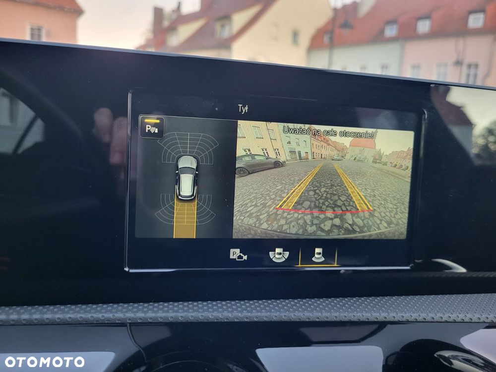 Mercedes-Benz CLA 200 d 8G-DCT Progressive - 17