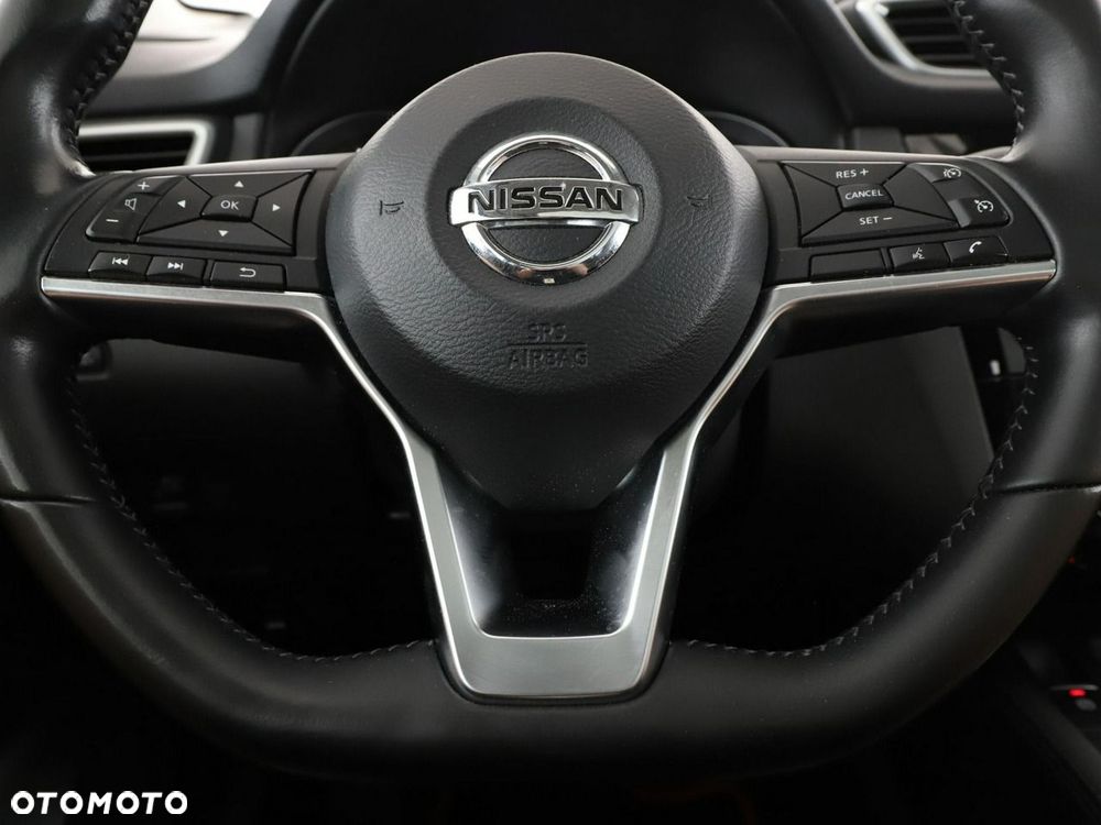 Nissan Qashqai 1.3 DIG-T N-Connecta EU6d - 22
