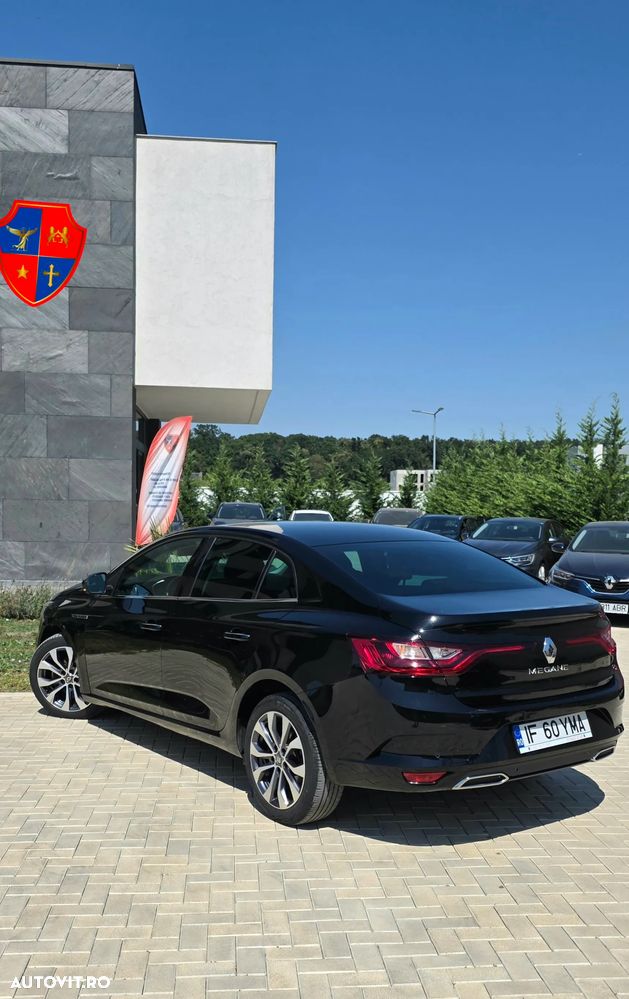 Renault Megane TCe 140 EDC GPF Techno - 10