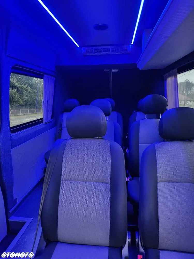 Mercedes-Benz Sprinter - 31