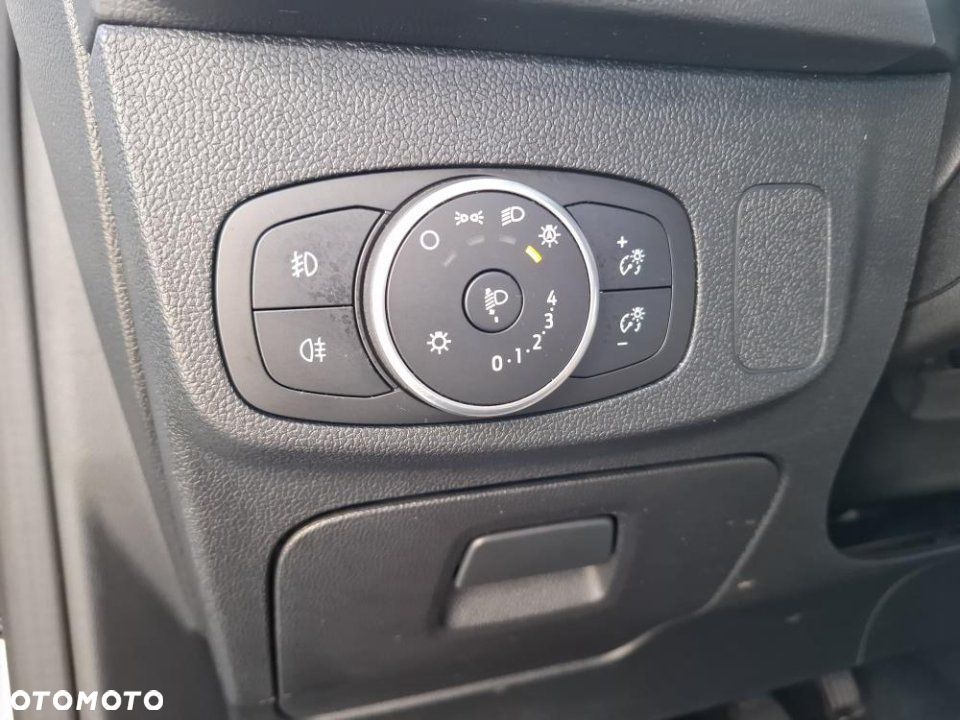 Ford Focus - 32