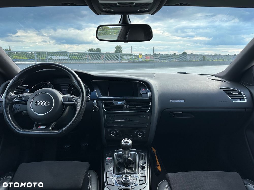 Audi A5 Coupé 2.0 TFSI Quattro - 6
