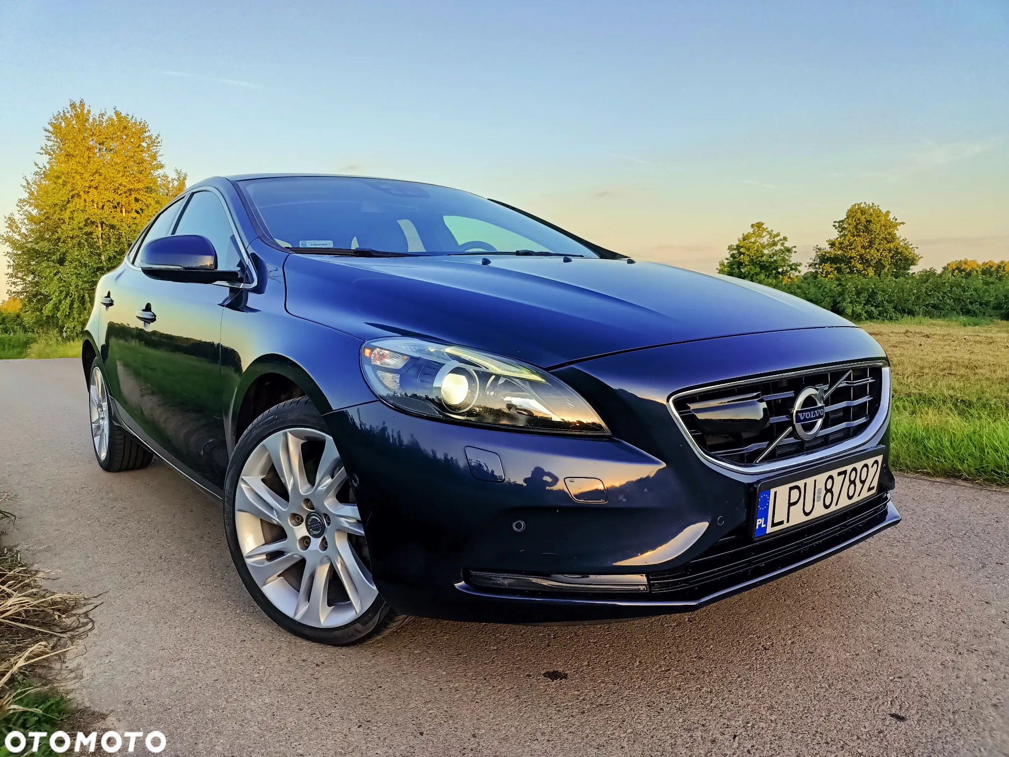 Volvo V40 D4 Geartronic Summum - 2