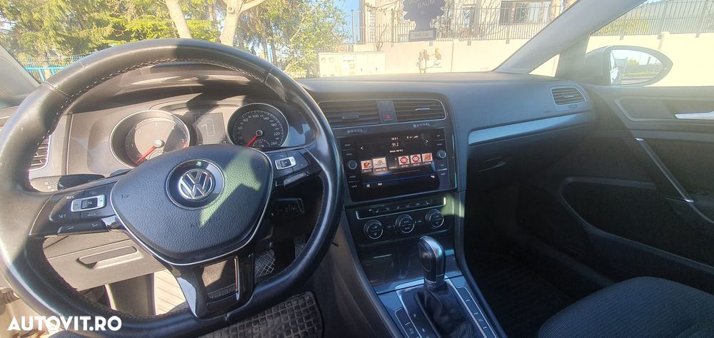 Volkswagen Golf 1.6 TDI DSG Comfortline - 5