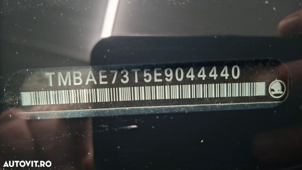 Skoda Superb 2.0 TDI PD Comfort - 17