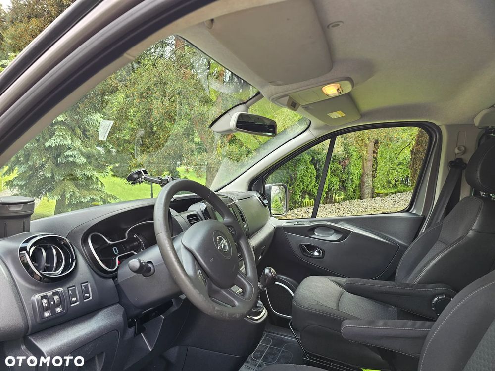 Opel Vivaro L2H1 2,9t Elegance Business - 33