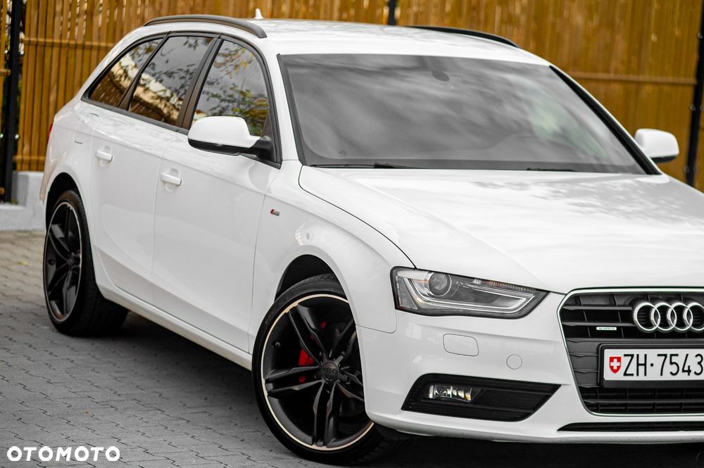 2012 Audi A4 Avant, photograph 4