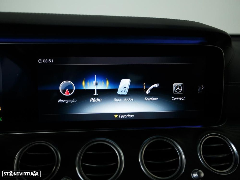 Mercedes-Benz E 300 de AMG Line - 22