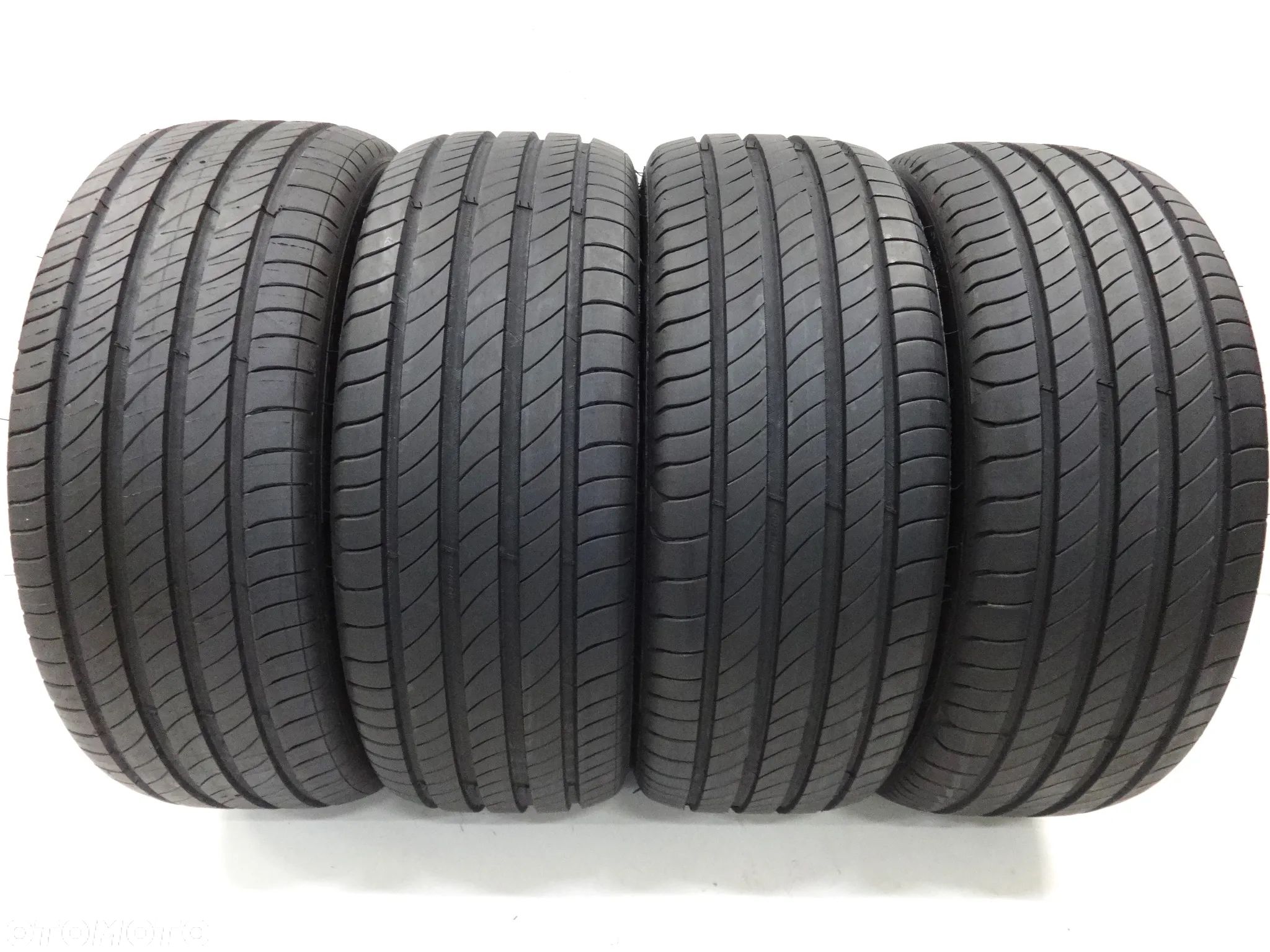 205/45/17 Michelin Primacy 4 - 1