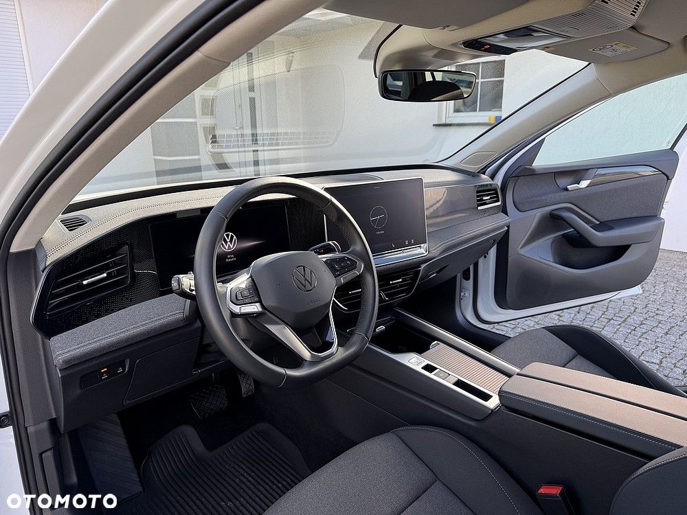 Volkswagen Passat - 23