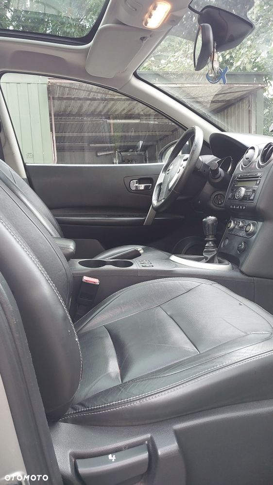 Nissan Qashqai+2 - 6
