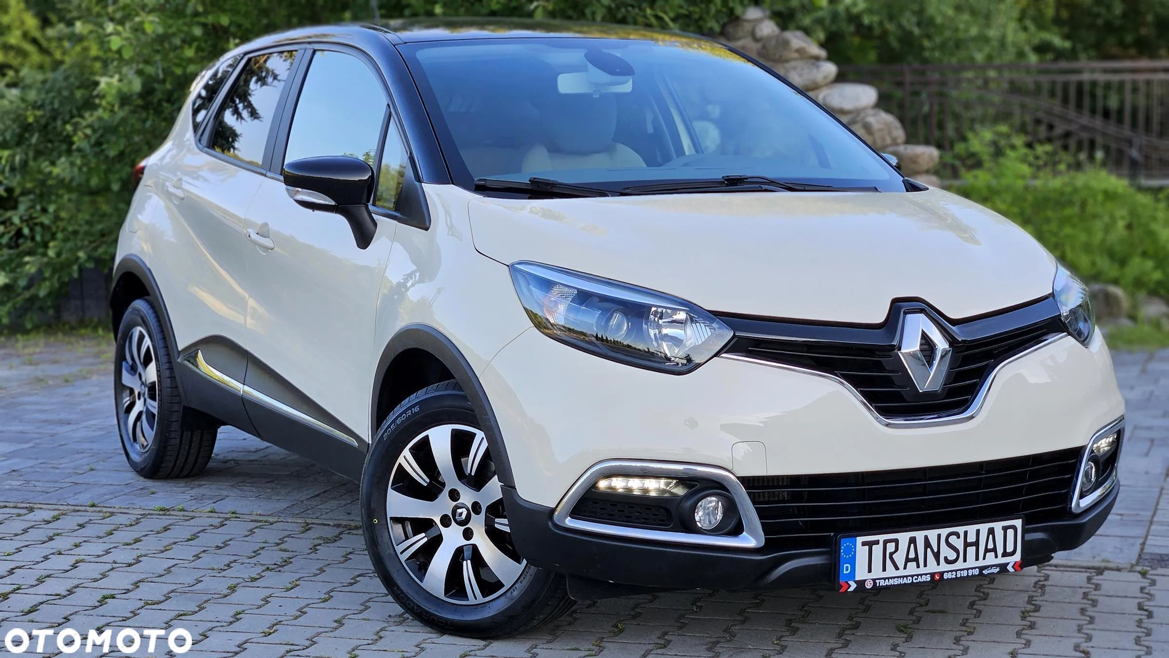 Renault Captur ENERGY TCe 120 EDC LIMITED - 3