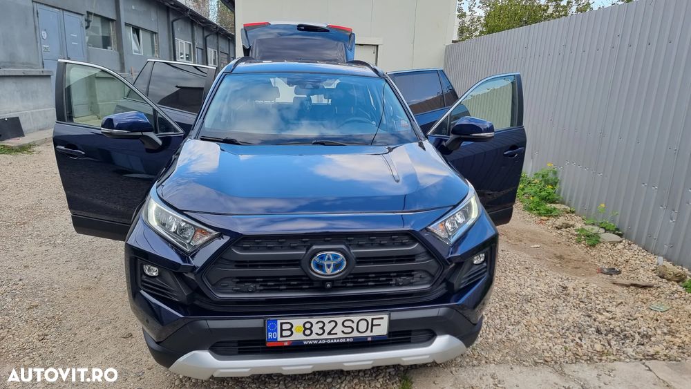 Toyota RAV4 - 9