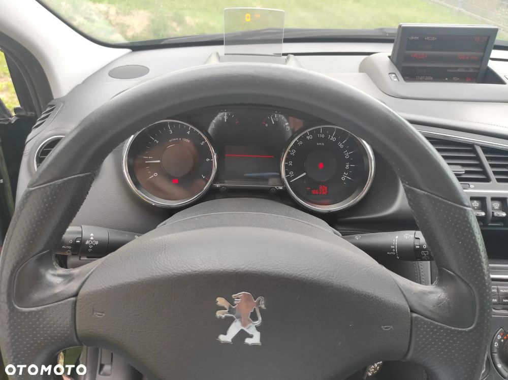Peugeot 3008 1.6 THP Allure - 30
