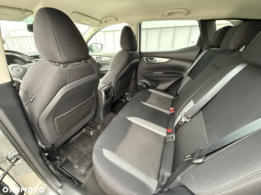 Nissan Qashqai 1.6 Tekna S/S - 14