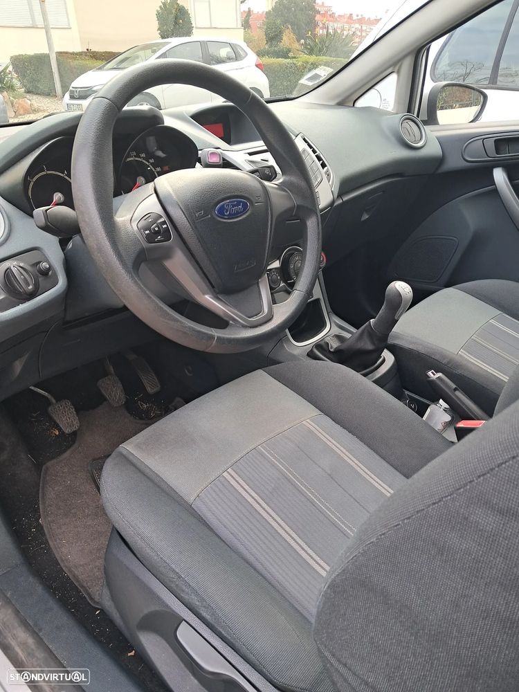 Ford Fiesta 1.4 TDCI Trend - 4
