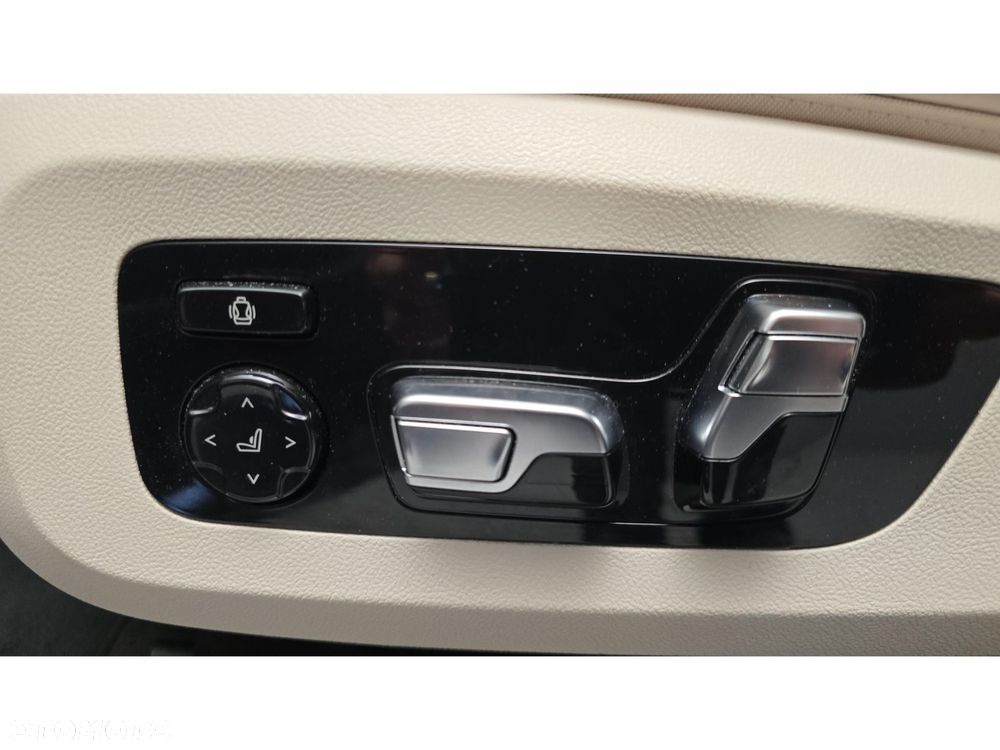BMW X6 - 33