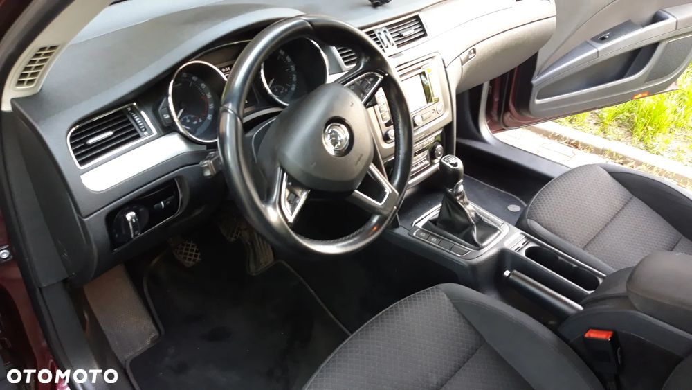 Skoda Superb 2.0 TDI Ambition - 6