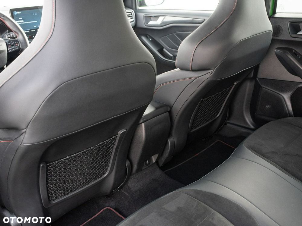 Ford Focus 2.3 EcoBoost ST - 27