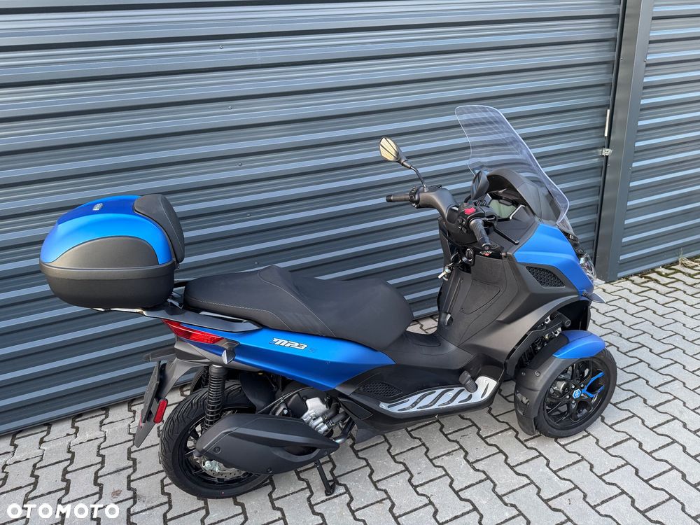 Piaggio MP-3 - 5