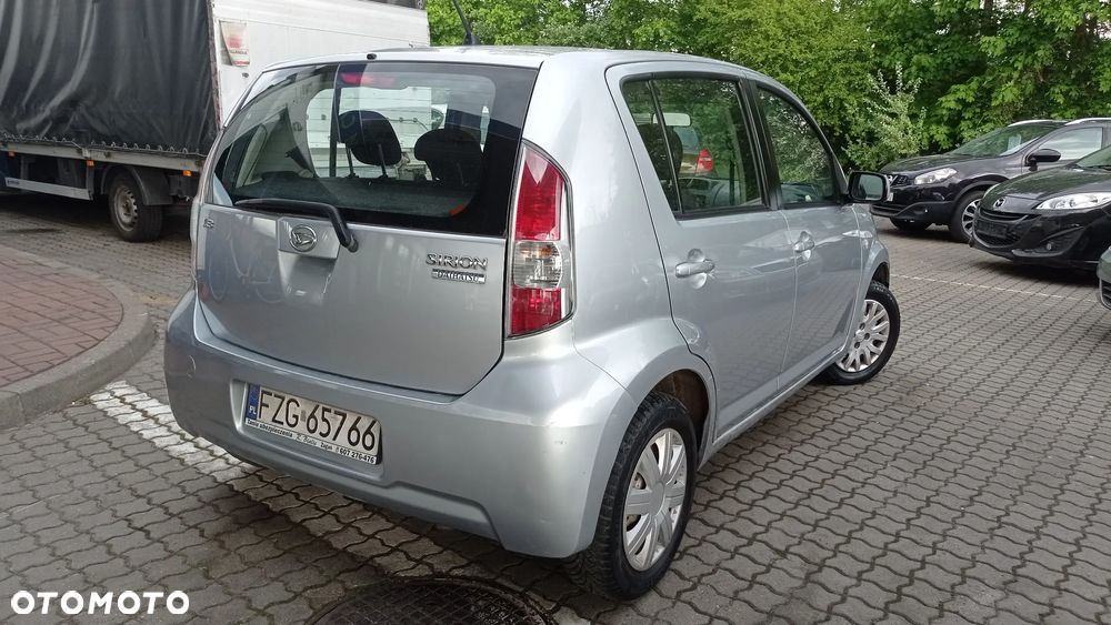 Daihatsu Sirion 1.3 - 17