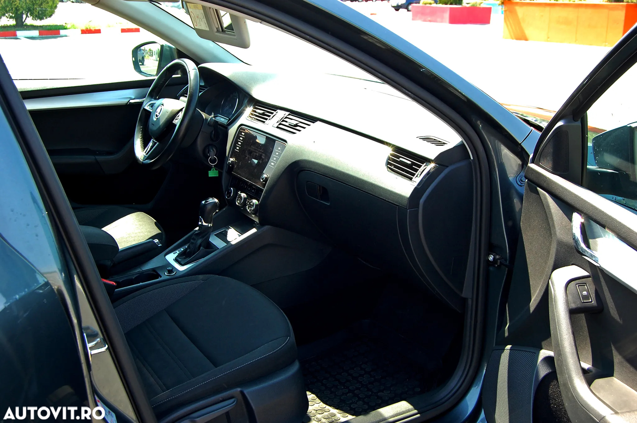 Skoda Octavia 2.0 TDI DSG Style - 21