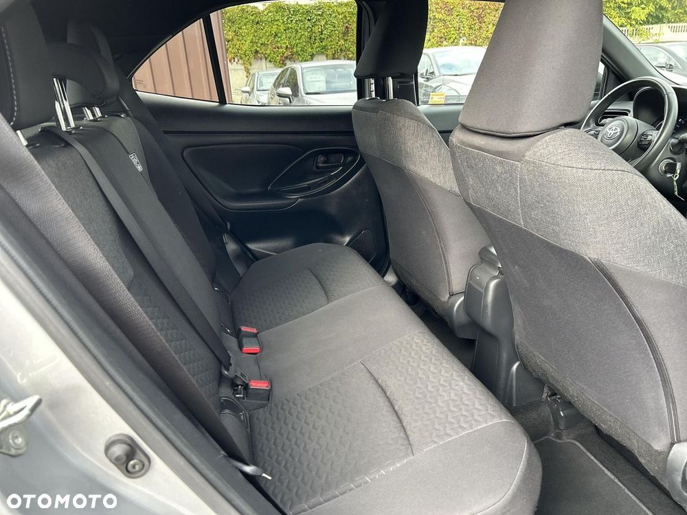 Toyota Yaris Cross Hybrid 1.5 Comfort - 12